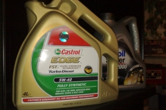 Olej silnikowy Castrol